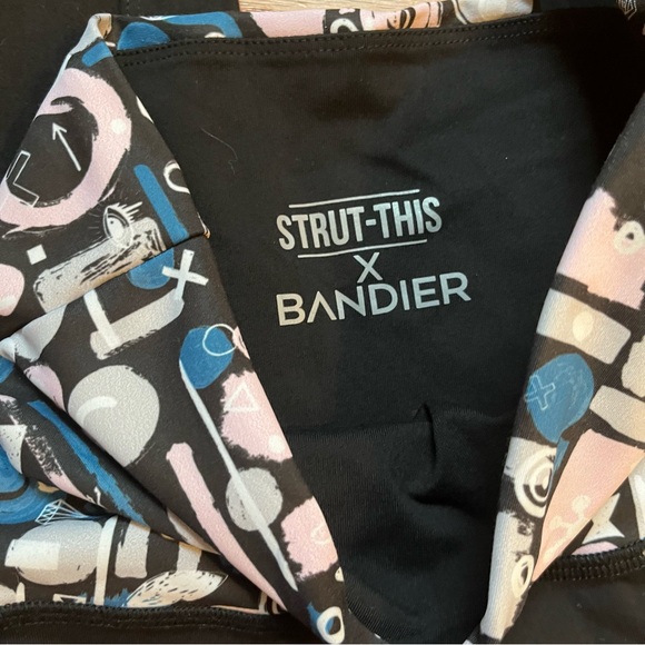 Strut This x Bandier leggings - Picture 3 of 5